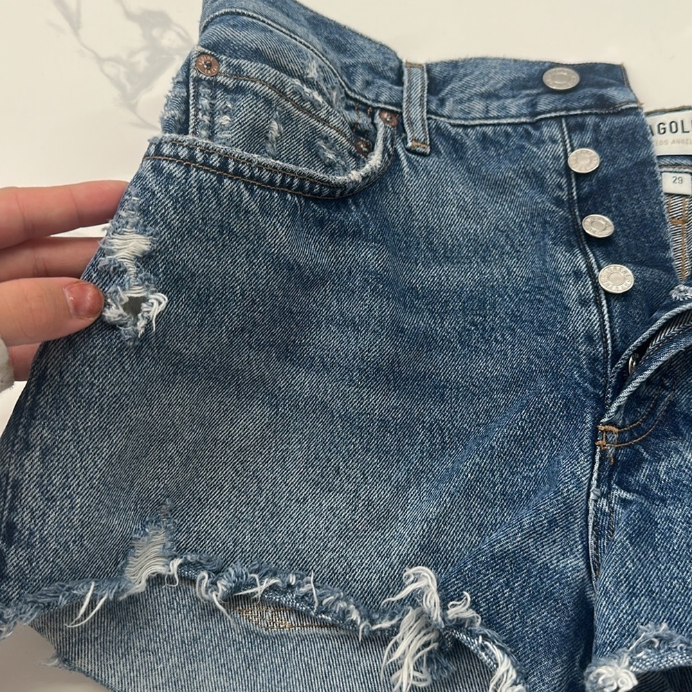 Agolde PARKER VINTAGE CUT OFF SHORT IN DARK SWAPMEET in size 29 - Picture 11 of 14